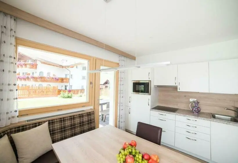 آپارتمان 3 خوابه, Residence Ravisa Dolomites