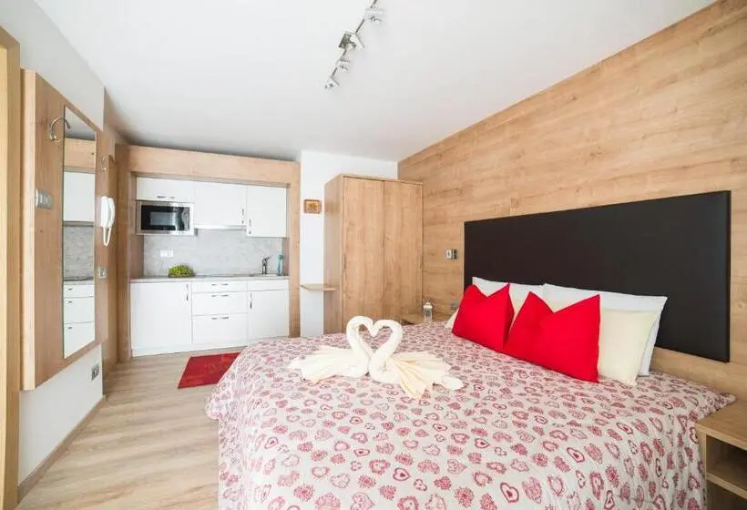 استودیوی استاندارد, Residence Ravisa Dolomites