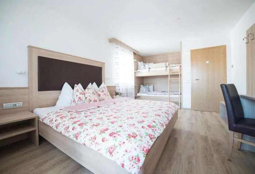 سوییت خانوادگی, Residence Ravisa Dolomites