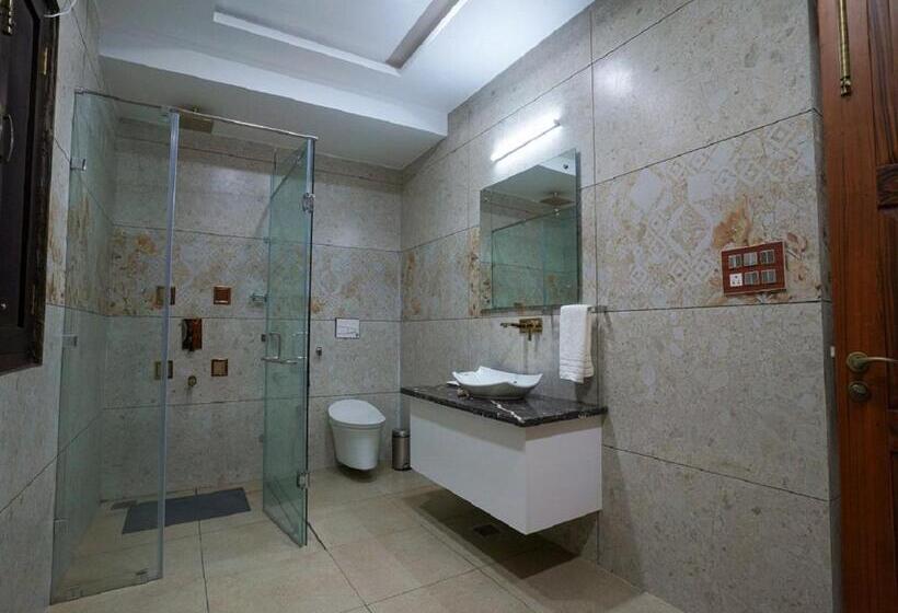 标准间, Matoshree Club And Resort