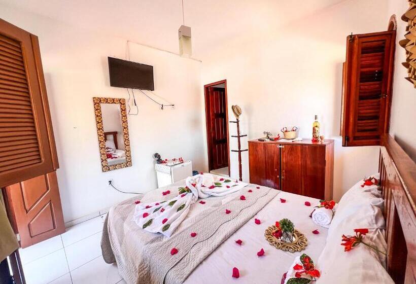 اتاق لوکس با بالکن, Pousada Solar Da Praia Jeri