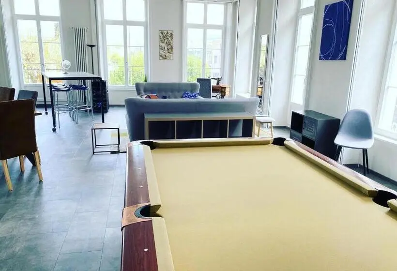 デラックスビラの１ベッドルーム, The 5 Continents   All 3 Floors By Stay Swiss