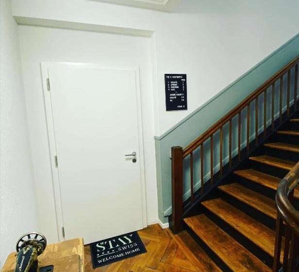 فيلا ديلوكس غرفة نوم, The 5 Continents   All 3 Floors By Stay Swiss