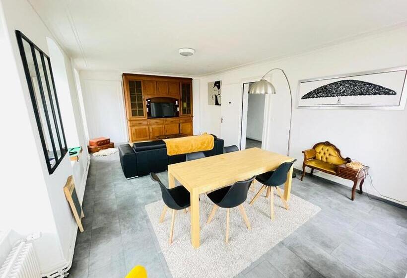 Вилла Deluxe 1 Спальня, The 5 Continents   All 3 Floors By Stay Swiss