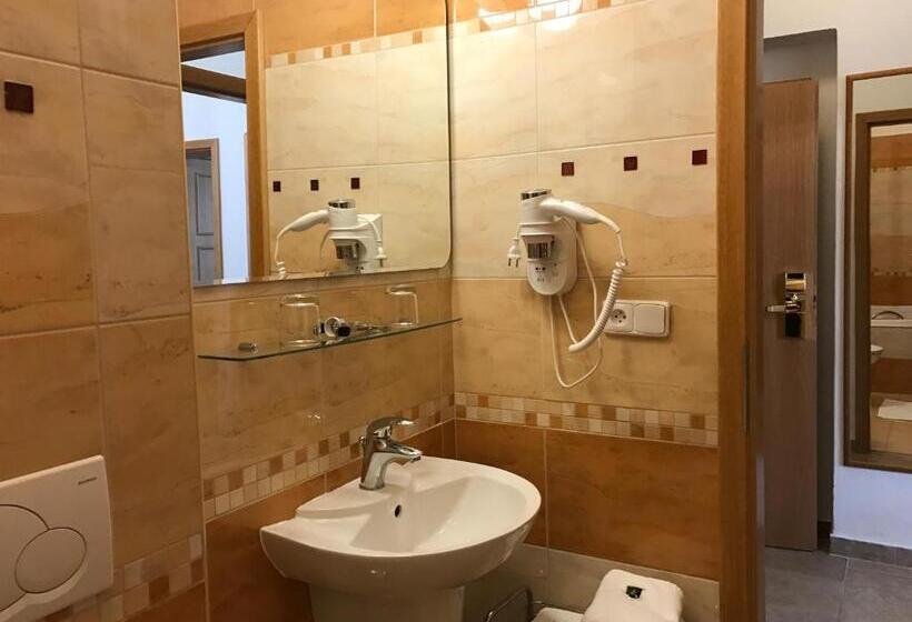 Люкс Повышенной Комфортности, Antik Hotel Sofia