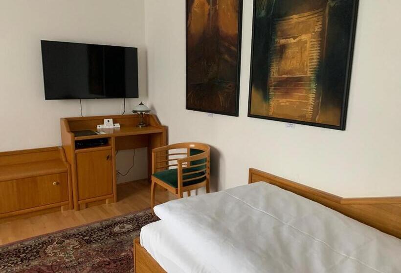 デラックススイート, Antik Hotel Sofia