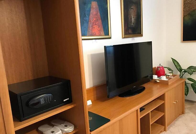 デラックススイート, Antik Hotel Sofia