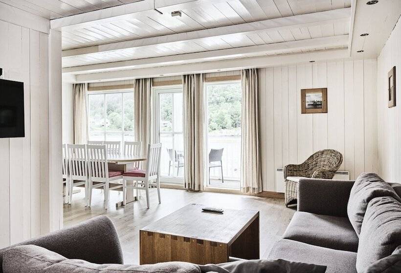 3间卧室的房子, Farsund Resort