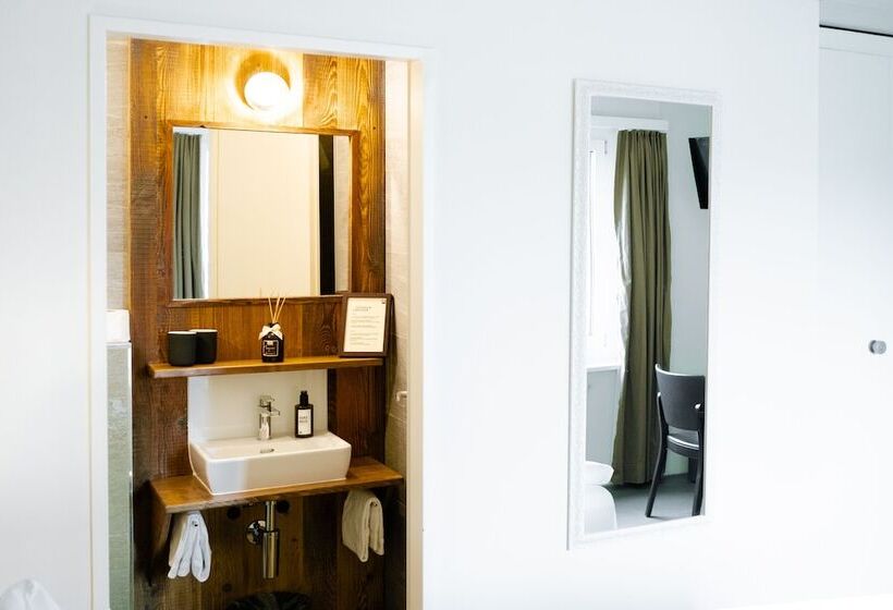 싱글 기본룸, Alpenblick Weggis   Panorama & Alpen Chic