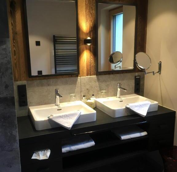 バルコニー付スイート, Alpin Life Resort Lürzerhof