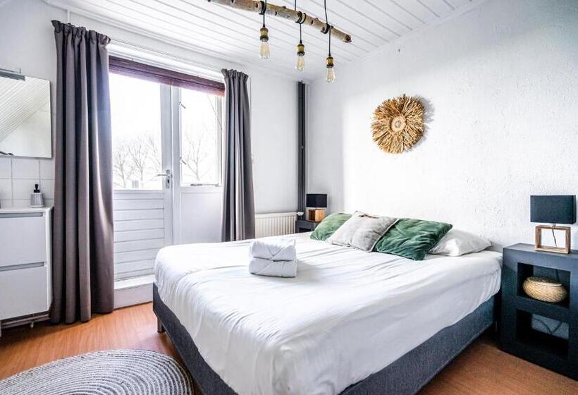 Номер Basic, Bruist