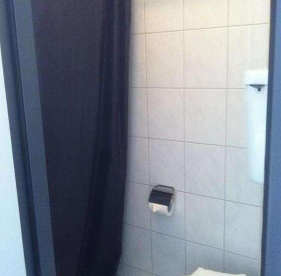 غرفة قياسية, Central