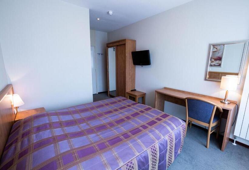 חדר קלאסי עם מרפסת, Meyer