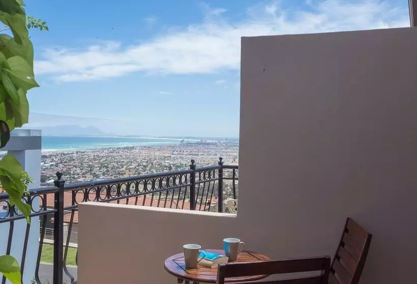 スーペリアールーム, Blue Horizon Guest House