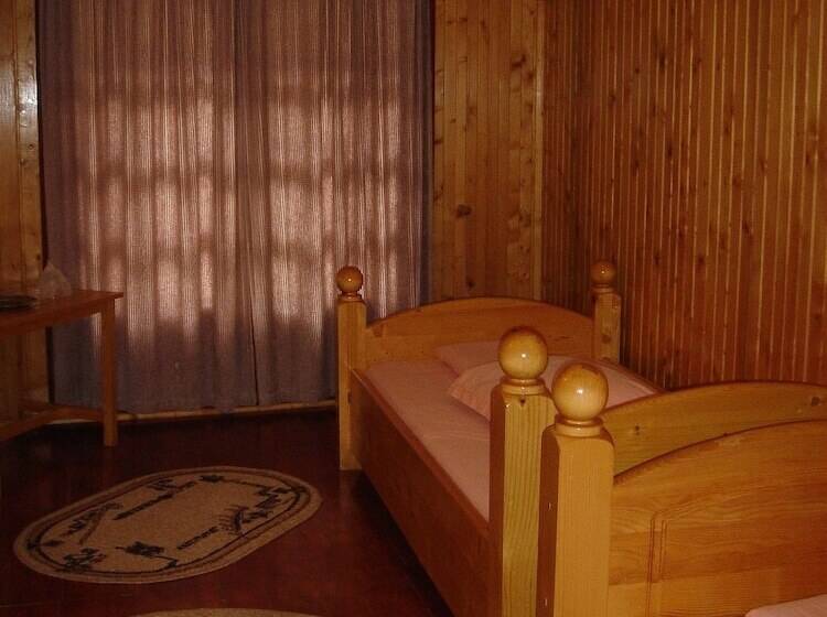 标准间, Rem's Pension