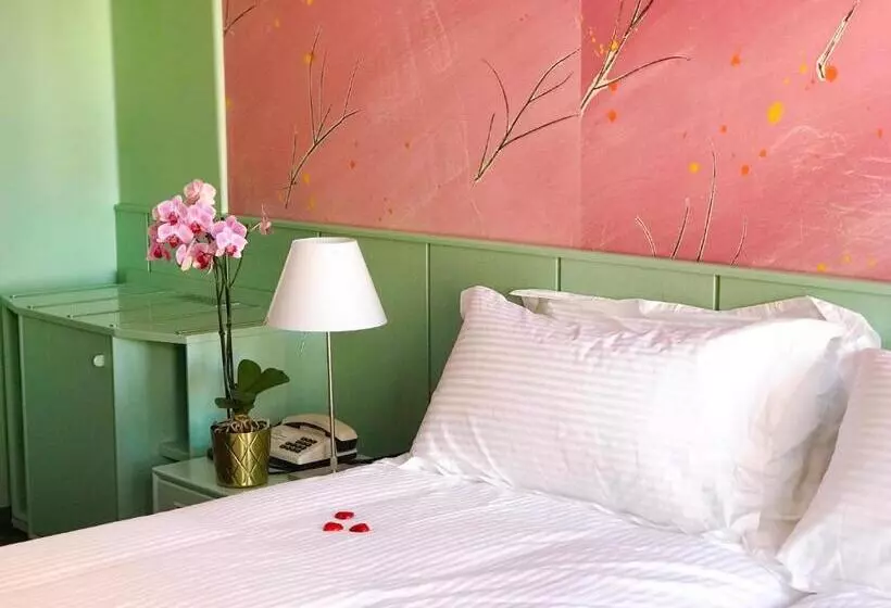 スタンダードルーム, Swiss Hotel La Couronne