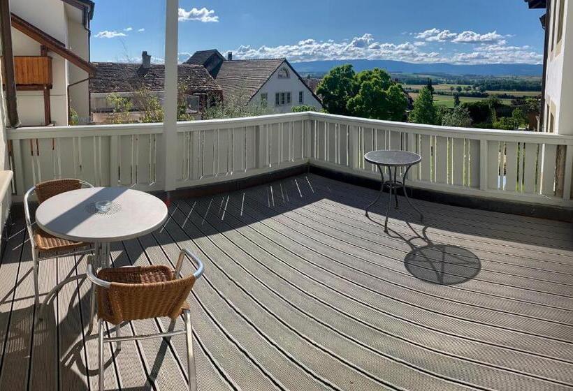 חדר סטנדרט עם מרפסת, Swiss Hotel La Couronne