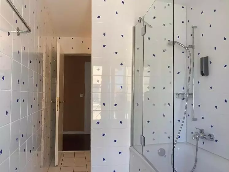デラックスルーム, Swiss Hotel La Couronne