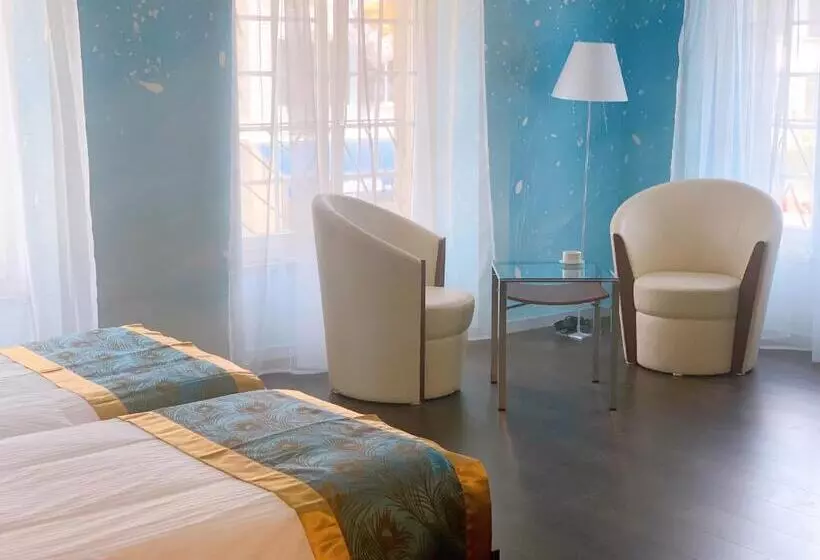 デラックスルーム, Swiss Hotel La Couronne