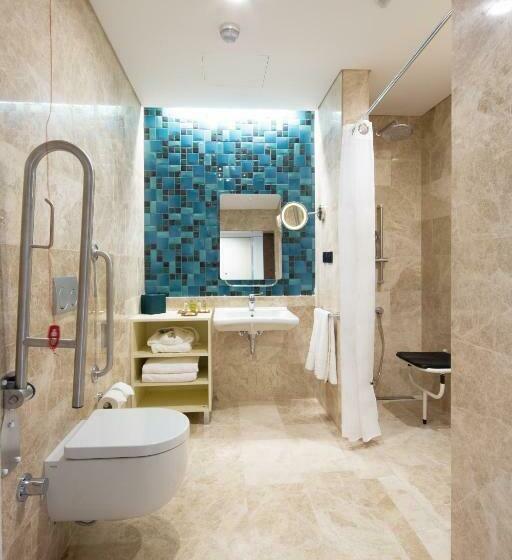 غرفة قياسية سرير كينج لذوى الإحتياجات الخاصة, Dedeman Kartepe Kocaeli