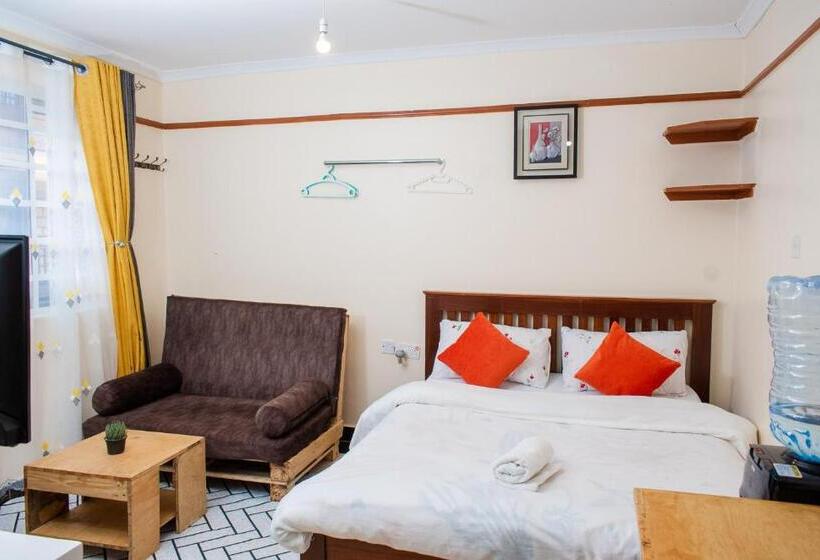 استودیوی استاندارد, Shalom Apartments