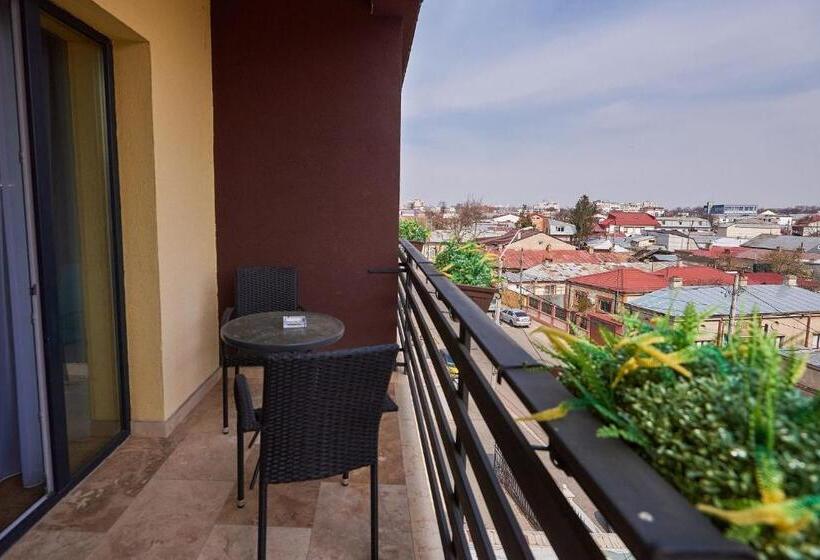 غرفة ديلوكس فردية, Adriano