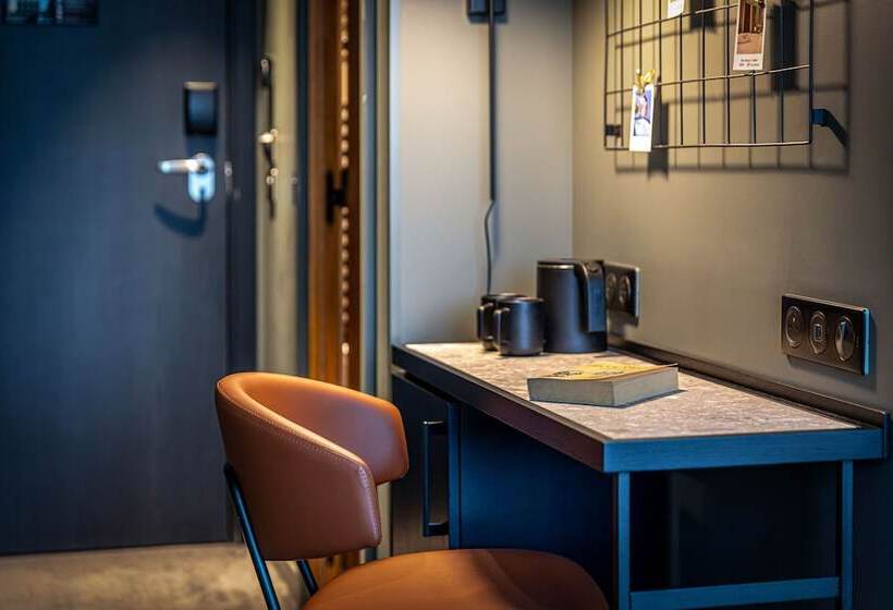 スタンダードルーム, Le Bellune Paris