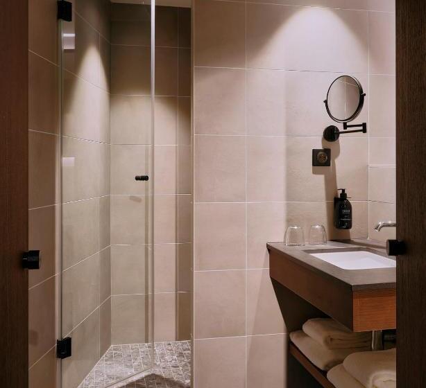 デラックスルーム, Le Bellune Paris