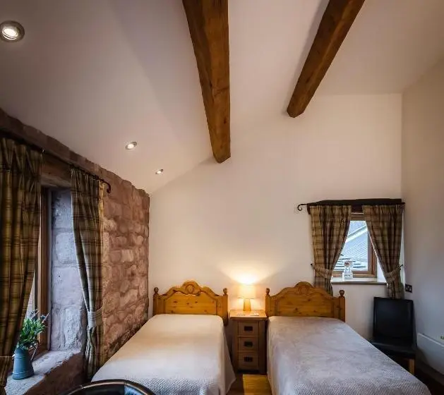 スタンダード４人部屋, Heaton House Farm