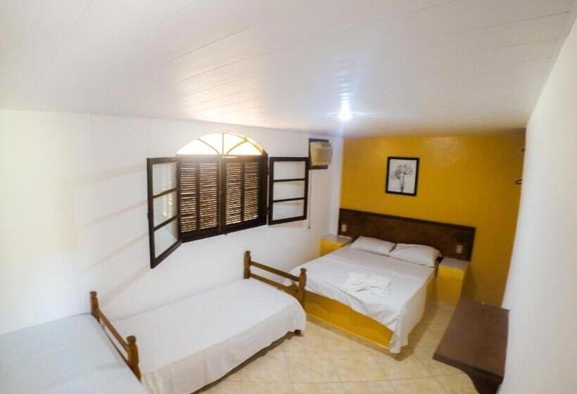 חדר משפחתי, De La Torre Pousada