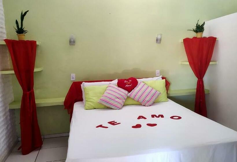 标准间带游泳池, Pousada La Luna