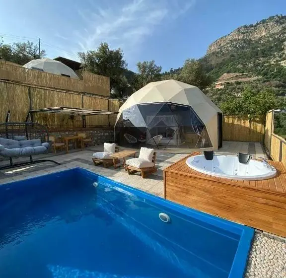 Sviitti Uima-allas, Kabak Freedom Deluxe
