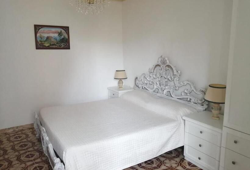 Номер Deluxe, Antico Borgo