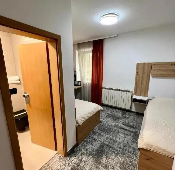 اتاق سوپریور, Brkić Sarajevo Airport Free Parking