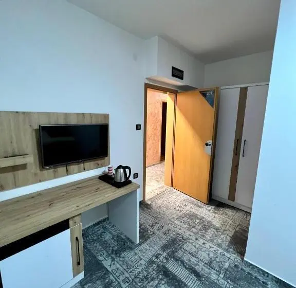 اتاق سوپریور یک تخته, Brkić Sarajevo Airport Free Parking