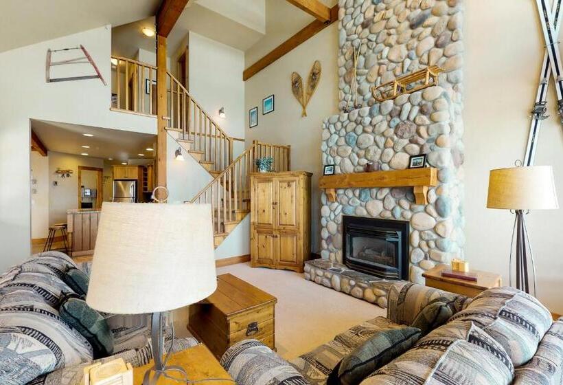 דירת חדר, South Face B