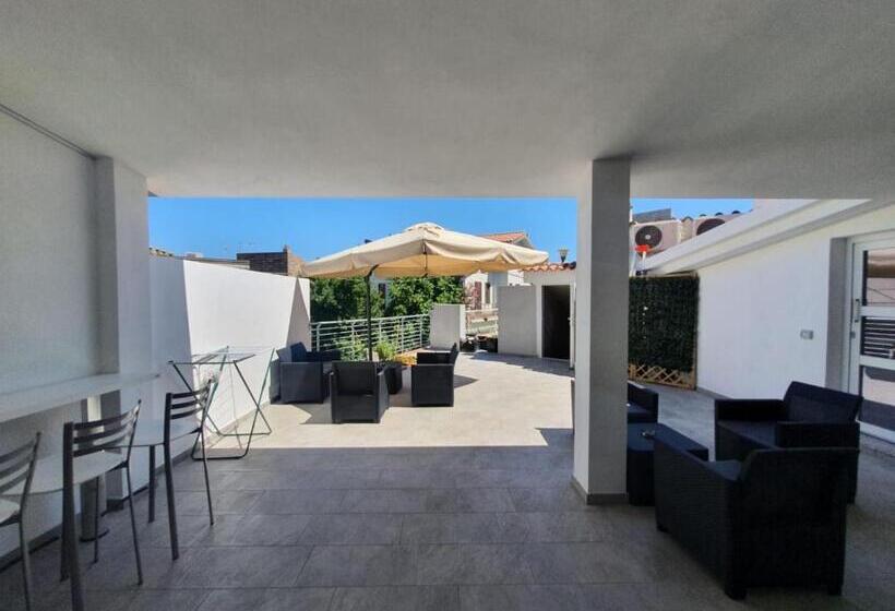 Номер Стандарт, Sardiniarooms Tortolì Old Town