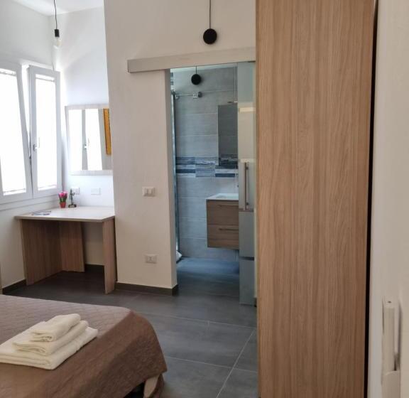 Номер Стандарт с Террасой, Sardiniarooms Tortolì Old Town