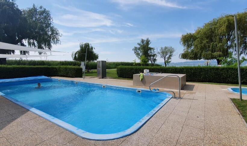 Студия Стандарт, Stég Stúdió Stb.