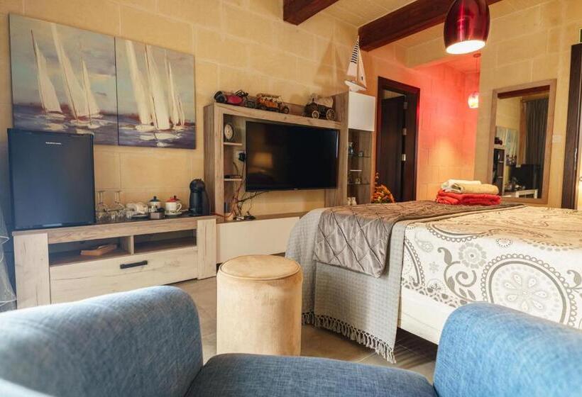 Deluxe Suite Sea View, Ajuga Luxury Boutique B&b