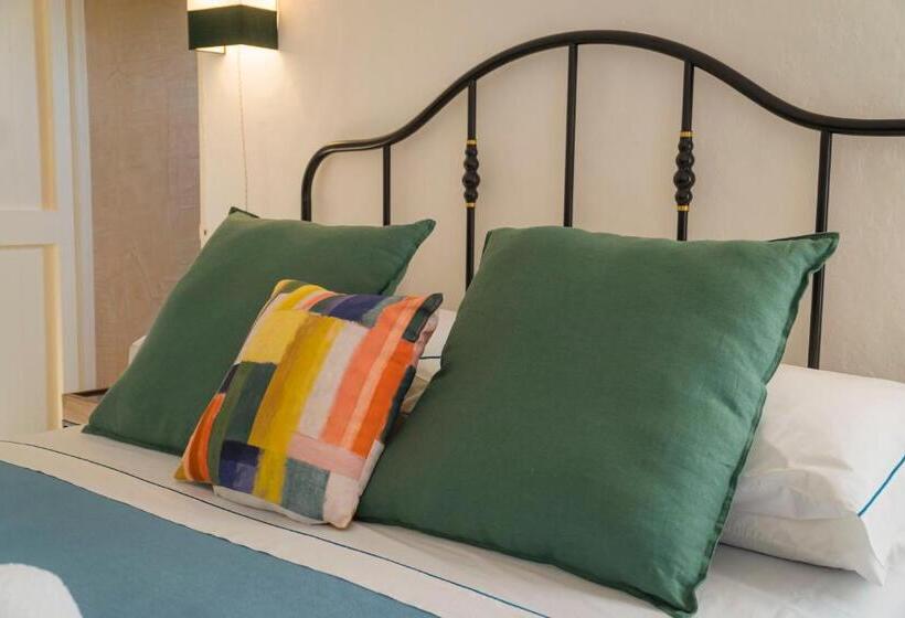 חדר דלוקס, Villa Romasi