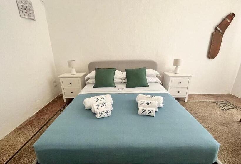 Люкс Вид на Сад, Villa Romasi