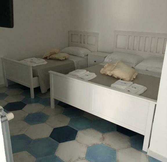 스탠다드 트리플 룸, Villa Wanda A 300 Mt Dal Mare