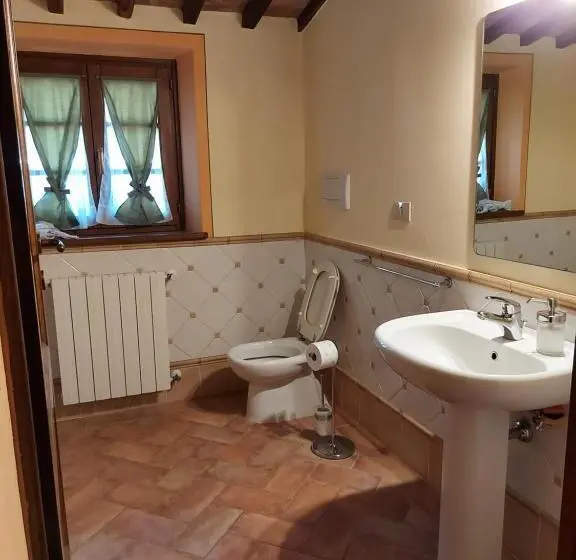 スタンダードスタジオ, Agriturismo Il Giovannello