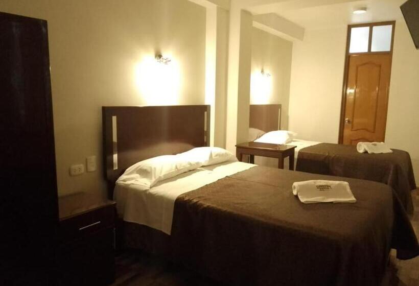 带2个双人床的标准工作室, Loyalty Moquegua