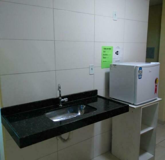 Basis 3-Bett-Zimmer, Pousada Elita