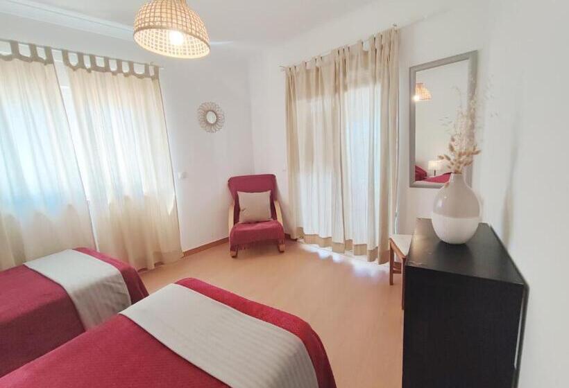 اتاق استاندارد با سرویس بهداشتی مشترک, Pksc Surf House