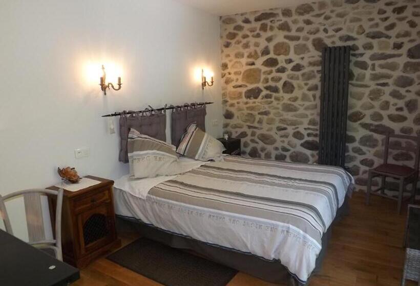 غرفة قياسية مطلّة علي الحديقة, Artense Hotes