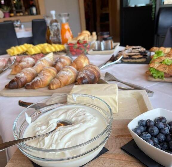 스탠다드 룸, La Stua