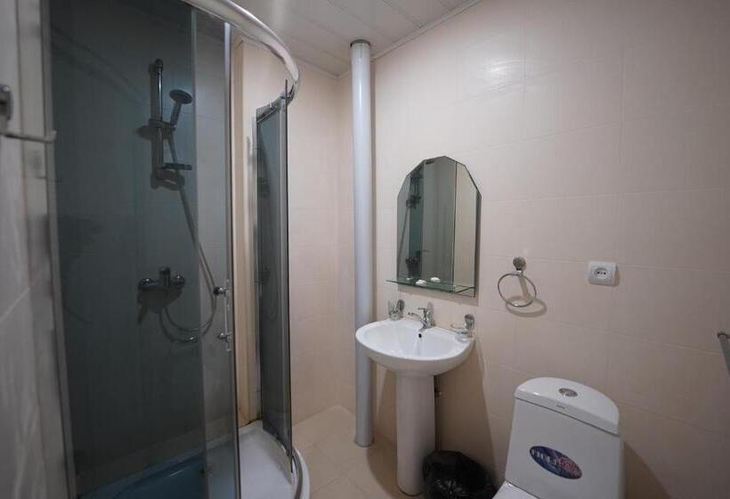 اتاق خانوادگی, Maria Resort